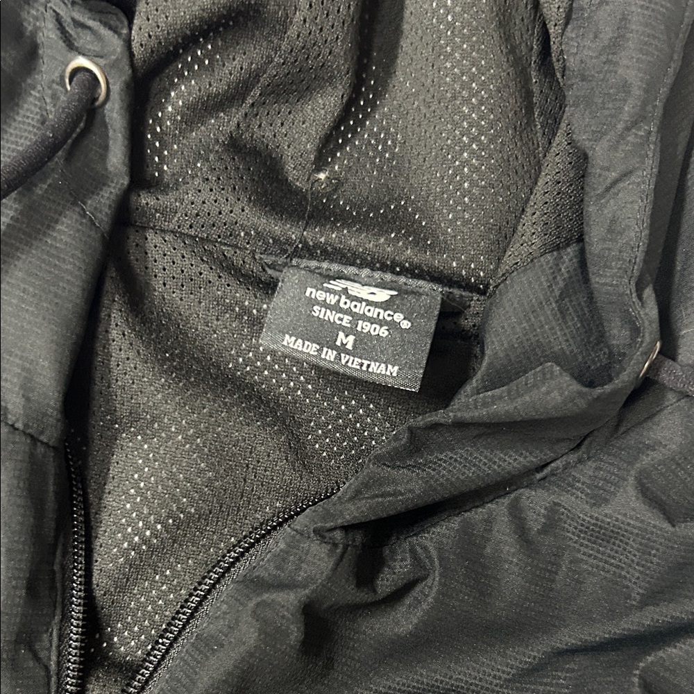 New Balance Black Windbreaker Jacket - Picture 2 of 5
